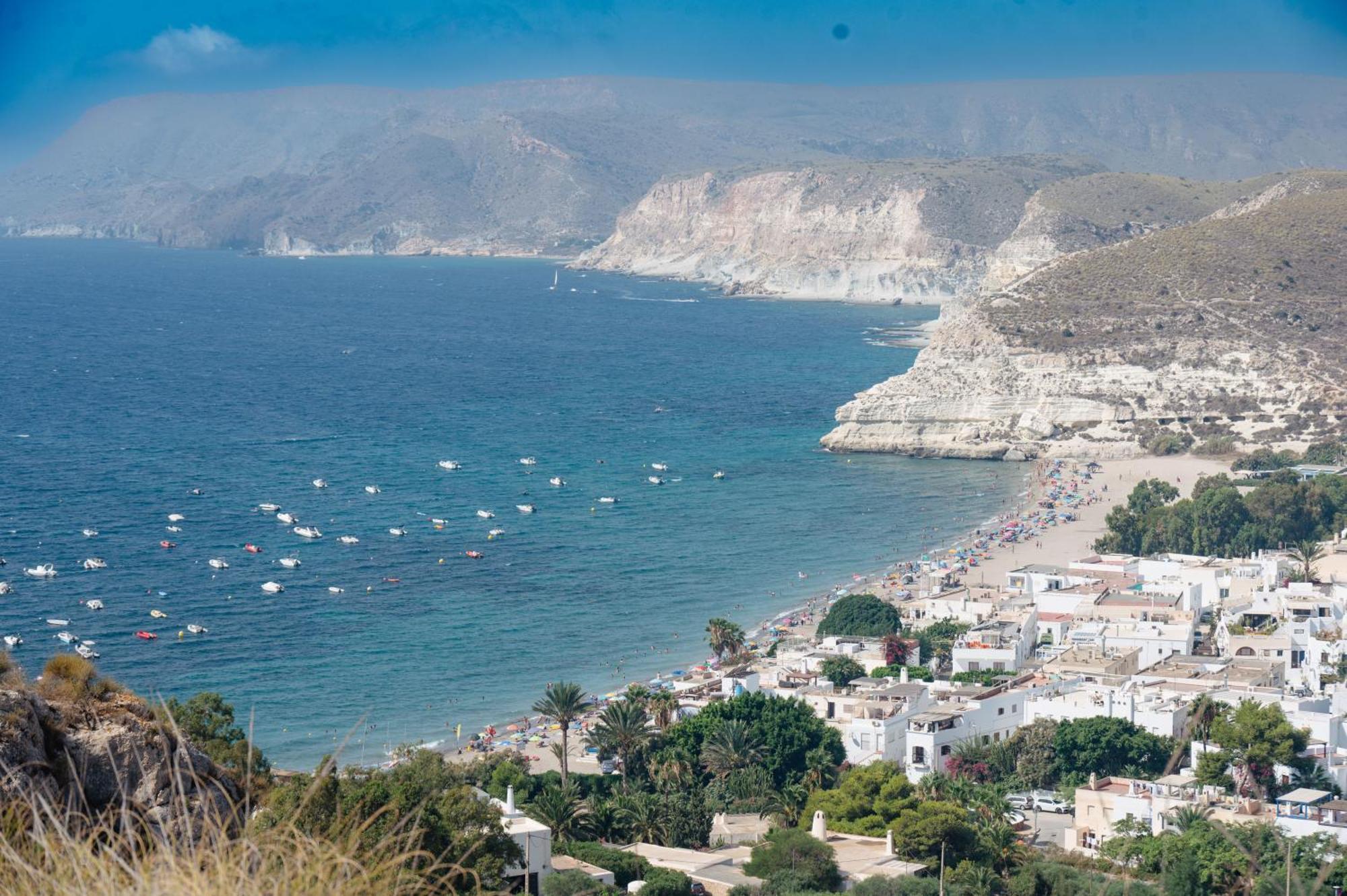 Complejo Turistico Los Bayiyos Agua Amarga  Εξωτερικό φωτογραφία