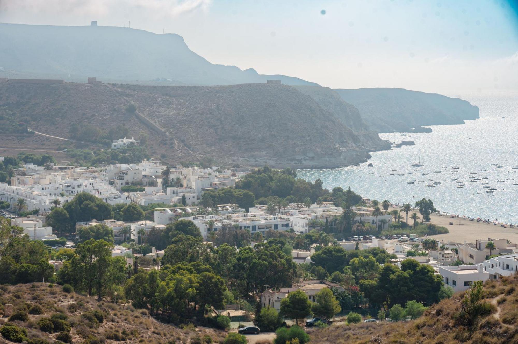 Complejo Turistico Los Bayiyos Agua Amarga  Εξωτερικό φωτογραφία