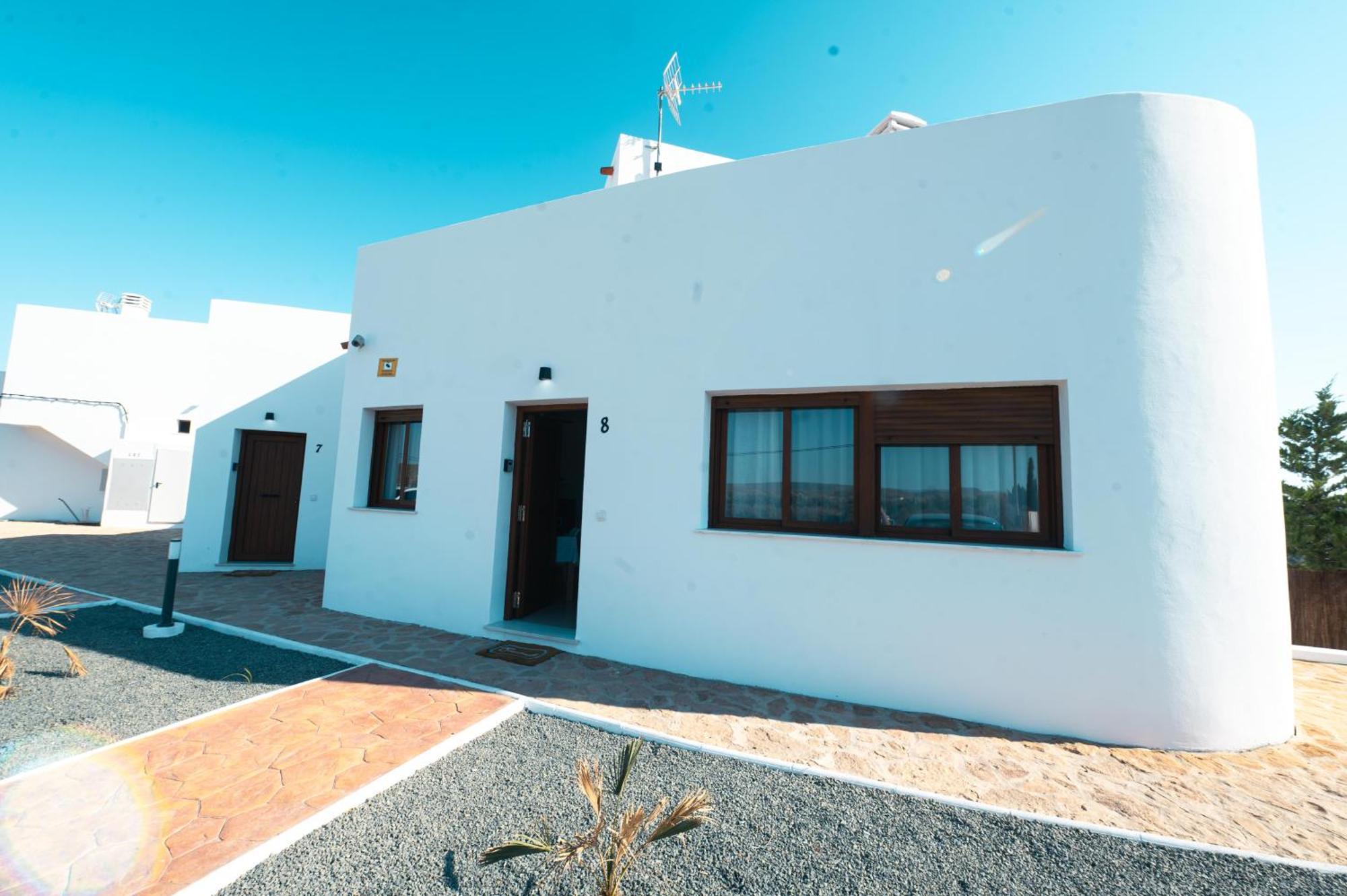 Complejo Turistico Los Bayiyos Agua Amarga  Εξωτερικό φωτογραφία